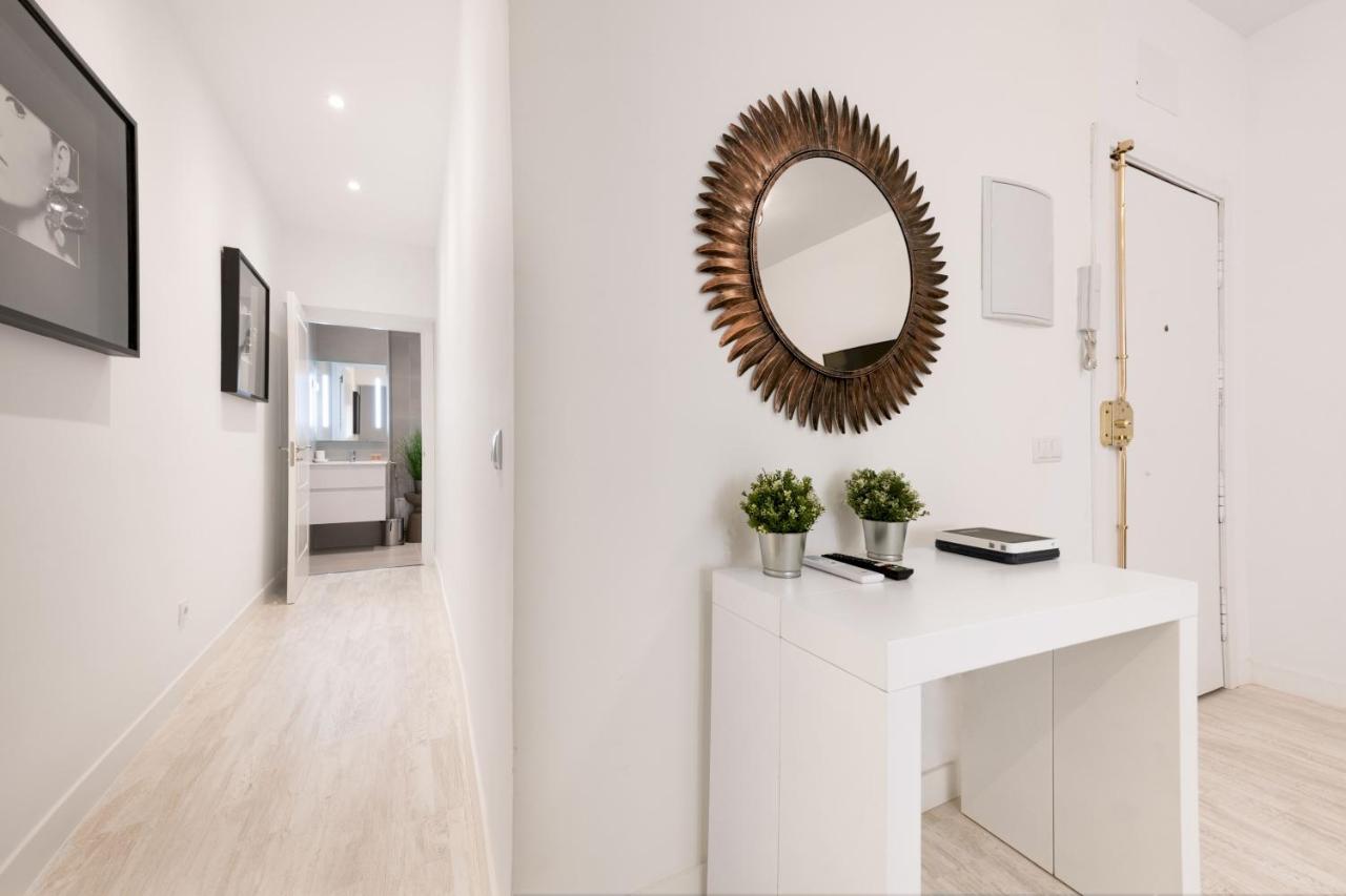 1 Bedroom 1 Bathroom- Lavapies- Minty Stay- Ave Maria Madrid Exteriör bild